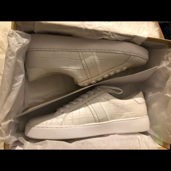 White MK sneaker - Picture 5 of 8